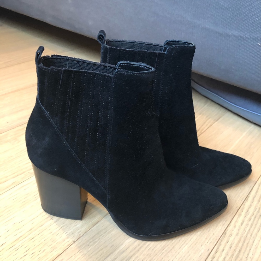Marc Fisher gadri Black Suede Heeled Boots SZ 8.5